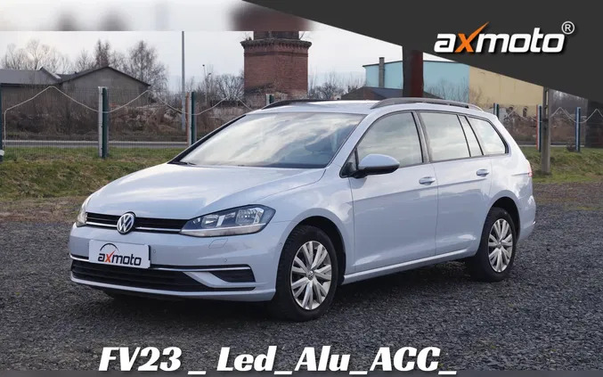 volkswagen Volkswagen Golf cena 45999 przebieg: 211404, rok produkcji 2017 z Gryfice